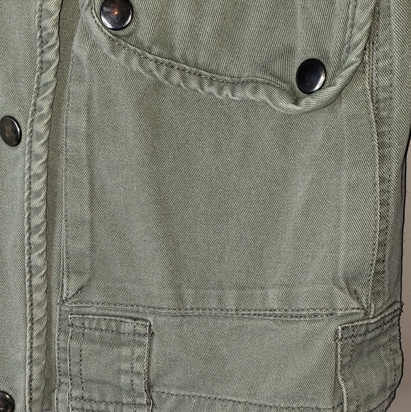 Margot Sage Green Cropped Utility Jacket Snap Front Cotton Small